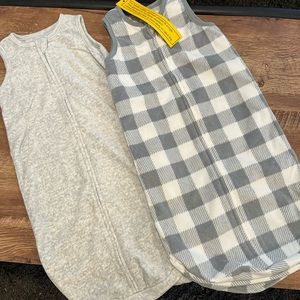 NWT (2) Amazon Essentials infant sleep sack 0-6m